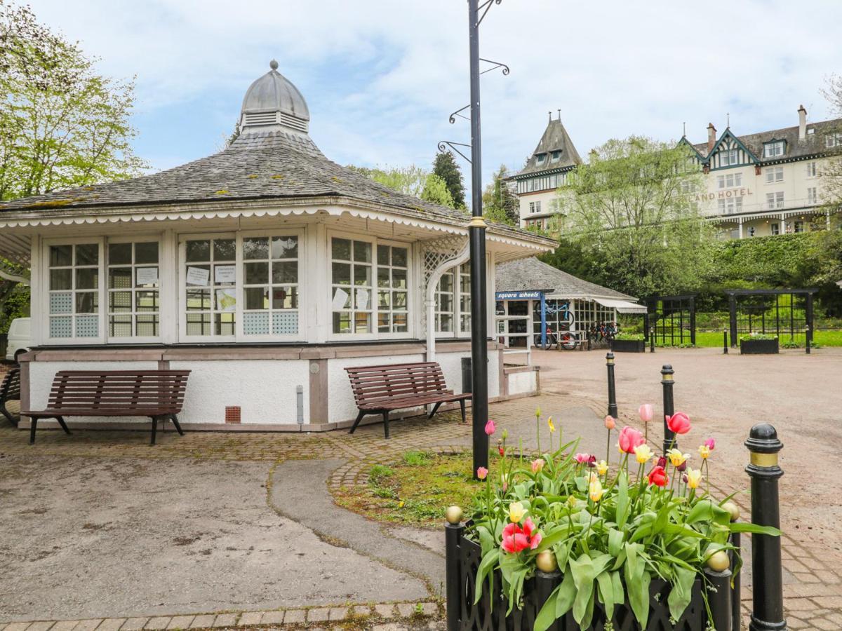 Otter Lodge Strathpeffer Exterior foto